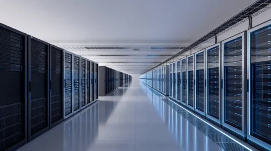 Infrastructure informatique évolutive montrant une transition progressive sur 5 années